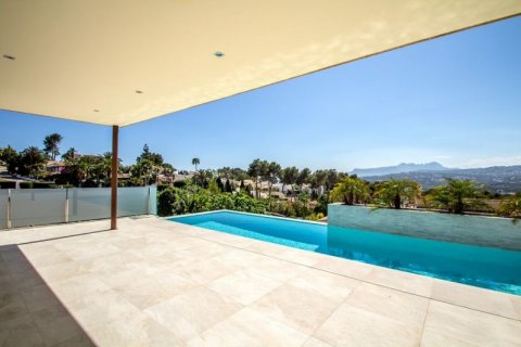 Villa for sale in Moraira, Alicante, Spain 4 bedrooms, 311 sq.m. No. 44271 - photo 3