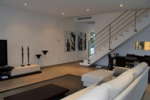 Villa for sale in Javea, Alicante, Spain 4 bedrooms, 360 sq.m. No. 45277 - photo 9