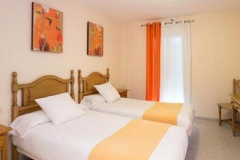 Hotel for sale in Estepona, Malaga, Spain 109 bedrooms,  No. 45529 - photo 10