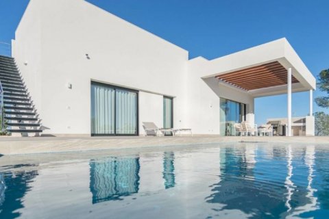Villa for sale in Alicante, Spain 3 bedrooms, 179 sq.m. No. 44123 - photo 1