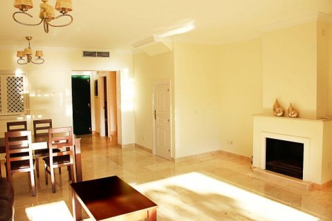 Townhouse for sale in Alicante, Spain 3 bedrooms,  No. 45270 - photo 9