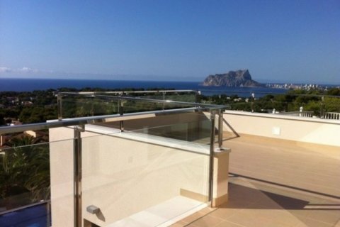 Villa for sale in Moraira, Alicante, Spain 4 bedrooms, 664 sq.m. No. 44280 - photo 5