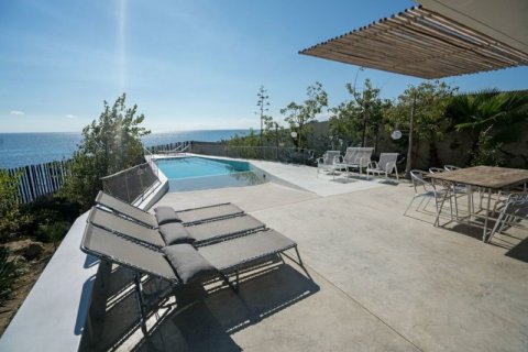 Villa for sale in Alicante, Spain 5 bedrooms, 450 sq.m. No. 44950 - photo 9