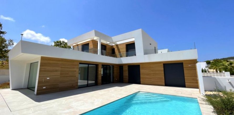 Villa in Calpe, Alicante, Spain 4 bedrooms, 325 sq.m. No. 41467