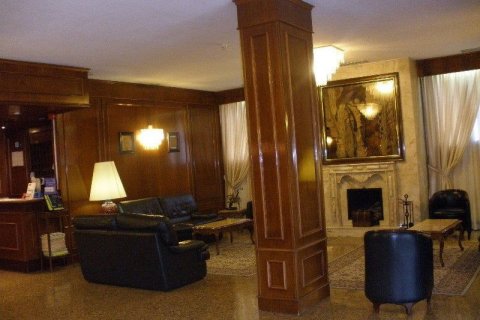 Hotel for sale in Valencia, Spain 70 bedrooms, 4052 sq.m. No. 44786 - photo 8
