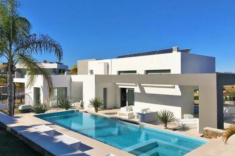 Villa for sale in Javea, Alicante, Spain 5 bedrooms, 240 sq.m. No. 44647 - photo 1