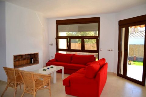 Villa for sale in Alicante, Spain 4 bedrooms, 200 sq.m. No. 43040 - photo 6