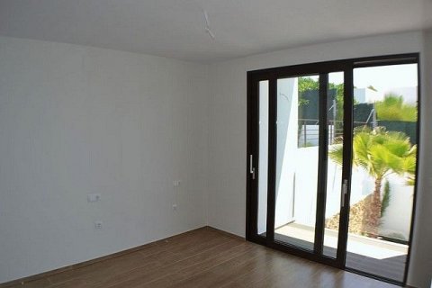 Villa for sale in Javea, Alicante, Spain 3 bedrooms, 320 sq.m. No. 43304 - photo 8