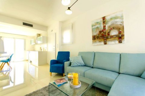 Townhouse for sale in Torrevieja, Alicante, Spain 3 bedrooms, 123 sq.m. No. 43177 - photo 5