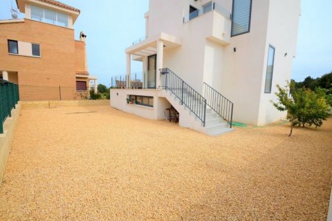 Villa for sale in La Nucia, Alicante, Spain 4 bedrooms, 210 sq.m. No. 41555 - photo 5