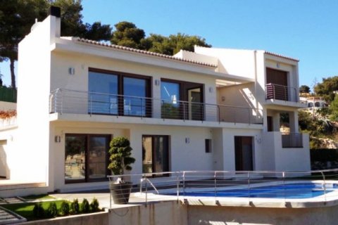 Villa for sale in Javea, Alicante, Spain 4 bedrooms, 540 sq.m. No. 44894 - photo 1