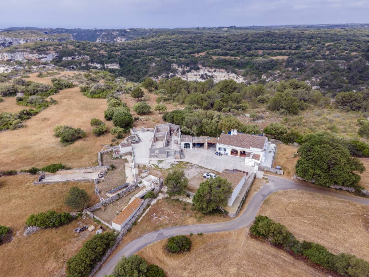 House in Alaior, Menorca, Spain 6 bedrooms, 470 sq.m. No. 47708