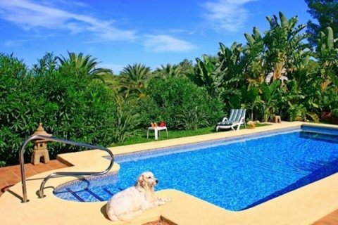 Villa for sale in Javea, Alicante, Spain 3 bedrooms, 350 sq.m. No. 45693 - photo 6