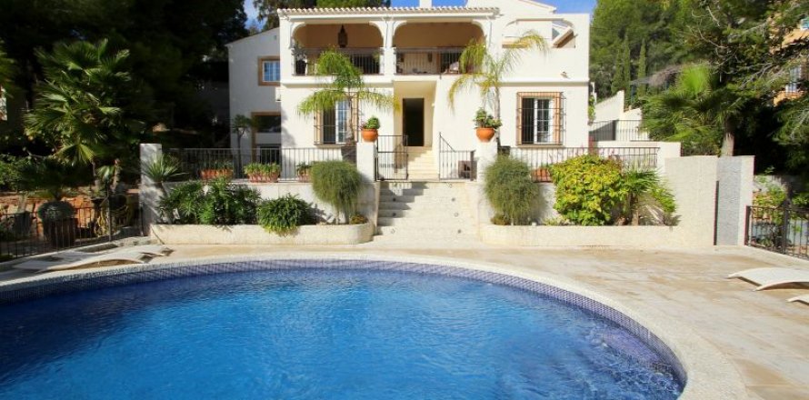 Villa in Altea, Alicante, Spain 6 bedrooms, 475 sq.m. No. 43830