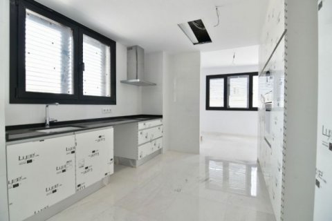 Villa for sale in Calpe, Alicante, Spain 3 bedrooms, 202 sq.m. No. 43856 - photo 6