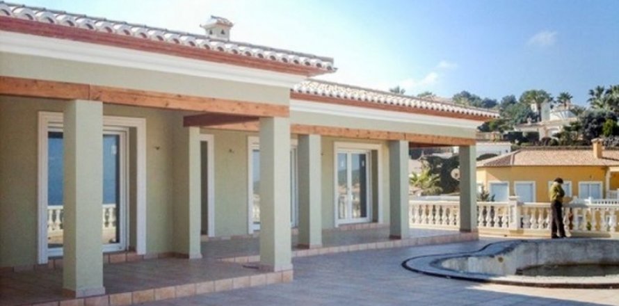 Villa in Denia, Alicante, Spain 3 bedrooms, 226 sq.m. No. 45926