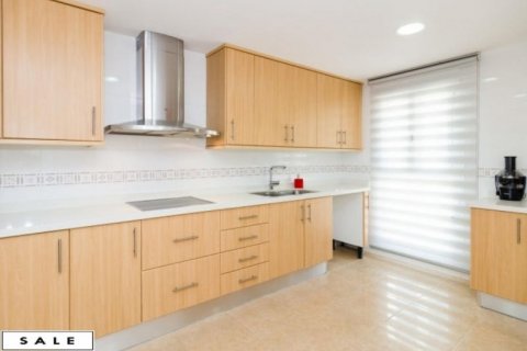 Apartment for sale in Calpe, Alicante, Spain 4 bedrooms, 200 sq.m. No. 45327 - photo 7