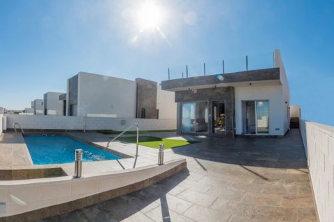 Villa for sale in Alicante, Spain 4 bedrooms, 231 sq.m. No. 42648 - photo 5