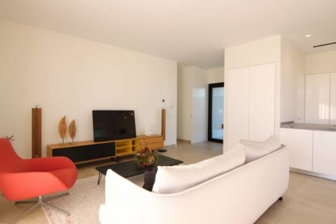 Villa for sale in Alicante, Spain 3 bedrooms, 179 sq.m. No. 44123 - photo 5