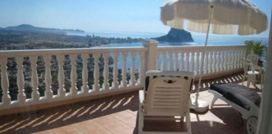 Villa in Calpe, Alicante, Spain 3 bedrooms, 155 sq.m. No. 44422