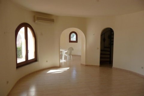 Villa for sale in Javea, Alicante, Spain 4 bedrooms, 195 sq.m. No. 45101 - photo 7