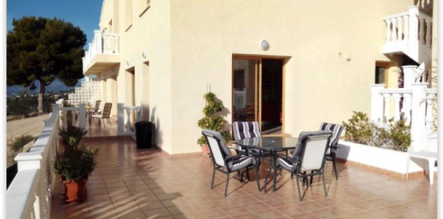 Villa in Altea, Alicante, Spain 5 bedrooms, 400 sq.m. No. 44389