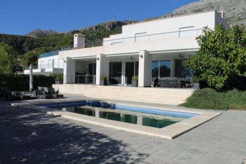 Villa for sale in Altea, Alicante, Spain 5 bedrooms, 395 sq.m. No. 44156 - photo 6