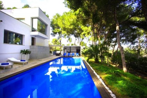 Villa for sale in Javea, Alicante, Spain 4 bedrooms, 500 sq.m. No. 45582 - photo 2