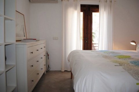Villa for sale on Ibiza, Spain 4 bedrooms, 320 sq.m. No. 45306 - photo 9