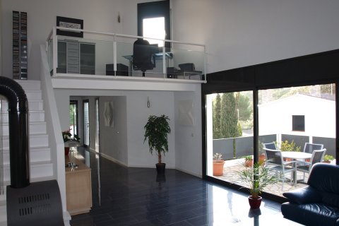 Villa for sale in Tossa de Mar, Girona, Spain 3 bedrooms, 150 sq.m. No. 41419 - photo 3