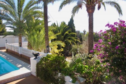 Villa for sale in Altea, Alicante, Spain 4 bedrooms, 227 sq.m. No. 45423 - photo 3