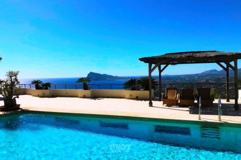 Villa for sale in Altea, Alicante, Spain 5 bedrooms, 370 sq.m. No. 43193 - photo 6