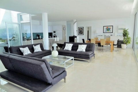 Villa for sale in Altea, Alicante, Spain 4 bedrooms, 320 sq.m. No. 45620 - photo 9