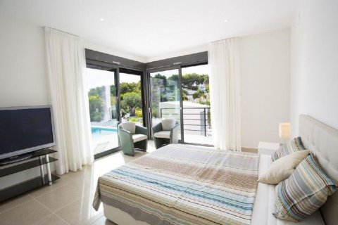 Villa for sale in Moraira, Alicante, Spain 3 bedrooms, 197 sq.m. No. 43939 - photo 9