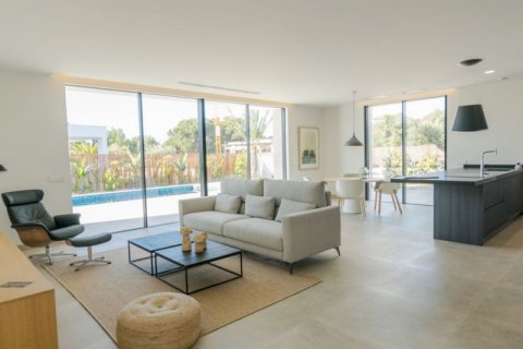 Villa for sale in Javea, Alicante, Spain 3 bedrooms, 152 sq.m. No. 42912 - photo 7