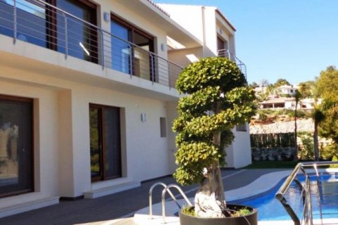 Villa for sale in Javea, Alicante, Spain 4 bedrooms, 540 sq.m. No. 44894 - photo 2