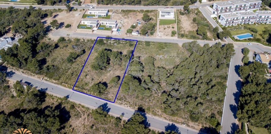 Land plot in Es Mercadal, Menorca, Spain 2140 sq.m. No. 47031
