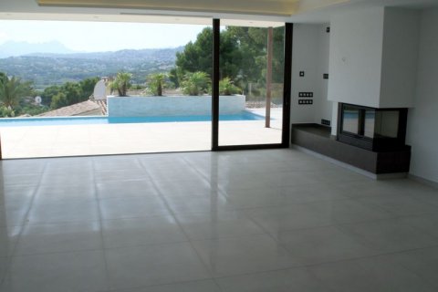 Villa for sale in Moraira, Alicante, Spain 4 bedrooms, 213 sq.m. No. 44189 - photo 3