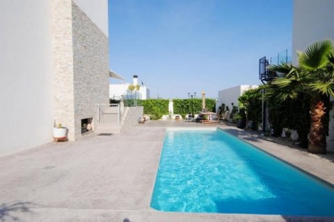 Villa for sale in Polop, Alicante, Spain 3 bedrooms, 183 sq.m. No. 41547 - photo 4