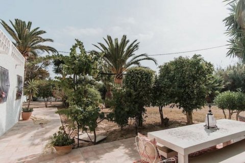 Villa for sale in Altea, Alicante, Spain 3 bedrooms, 200 sq.m. No. 43884 - photo 9