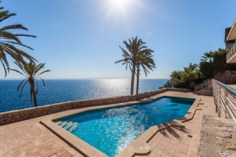 Villa for sale in Alicante, Spain 7 bedrooms, 1200 sq.m. No. 44980 - photo 6