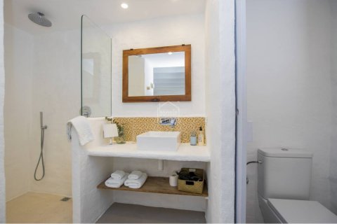 Hotel for sale in Ferreries, Menorca, Spain 5 bedrooms, 129 sq.m. No. 46740 - photo 9