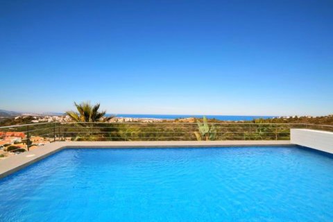 Villa for sale in Denia, Alicante, Spain 3 bedrooms, 215 sq.m. No. 42713 - photo 2