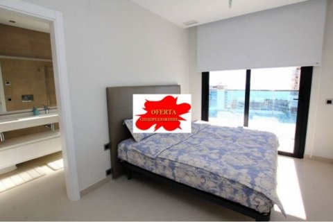 Apartment for sale in Benidorm, Alicante, Spain 3 bedrooms, 140 sq.m. No. 45520 - photo 10