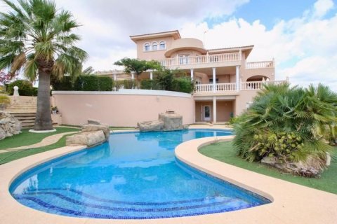Villa for sale in Benidorm, Alicante, Spain 7 bedrooms, 982 sq.m. No. 42816 - photo 1