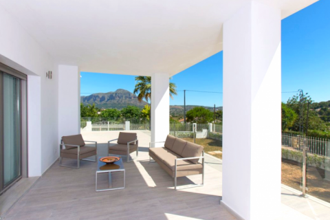 Villa for sale in Javea, Alicante, Spain 7 bedrooms, 800 sq.m. No. 43117 - photo 3