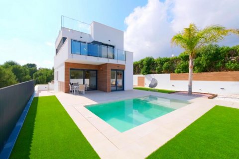 Villa for sale in La Nucia, Alicante, Spain 3 bedrooms, 228 sq.m. No. 41704 - photo 1