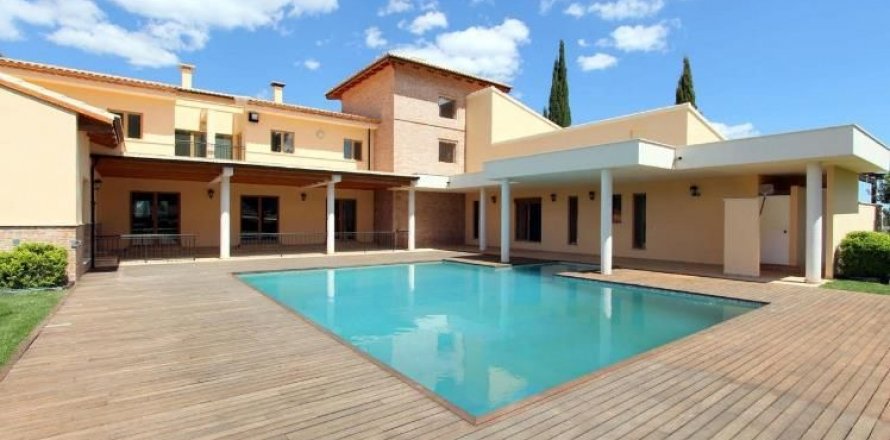 Castles in Benidorm, Alicante, Spain 6 bedrooms, 960 sq.m. No. 45115