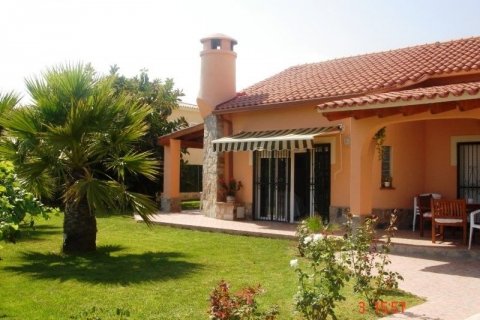 Villa for sale in La Nucia, Alicante, Spain 3 bedrooms, 146 sq.m. No. 45491 - photo 1