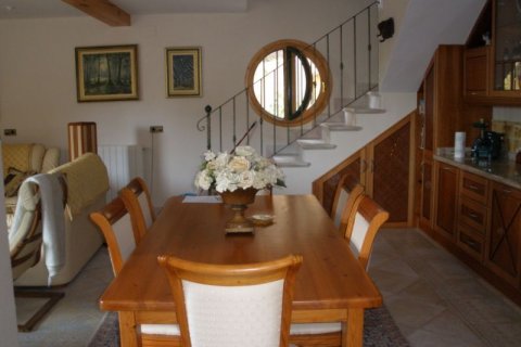 Villa for sale in Calpe, Alicante, Spain 2 bedrooms, 205 sq.m. No. 45590 - photo 7